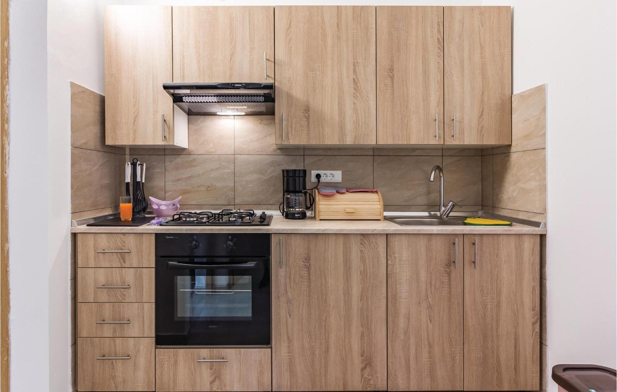 Amazing Apartment In Pula With Kitchen Dış mekan fotoğraf
